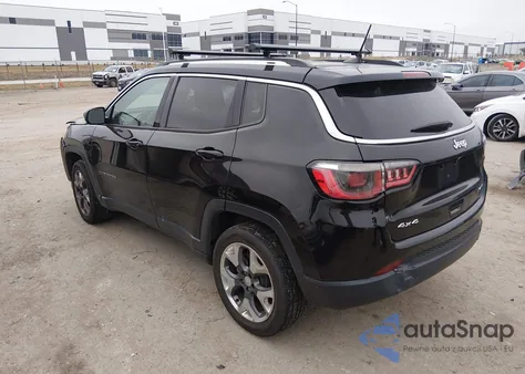 2018 Jeep Compass Limited 4X4 z USA, uszkodzony, nr VIN 3C4NJDCB4JT231947